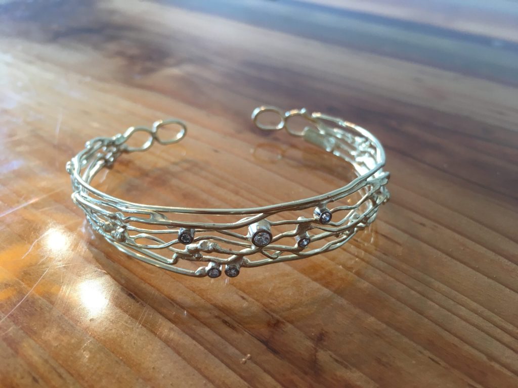 Armreif mit Brillanten