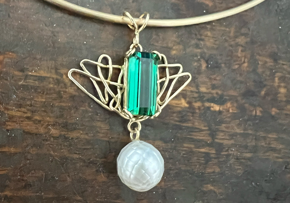 Erfolgreiche Teilnahme am Wettbewerb Schmuckvisionen trotz tragischer Umstände